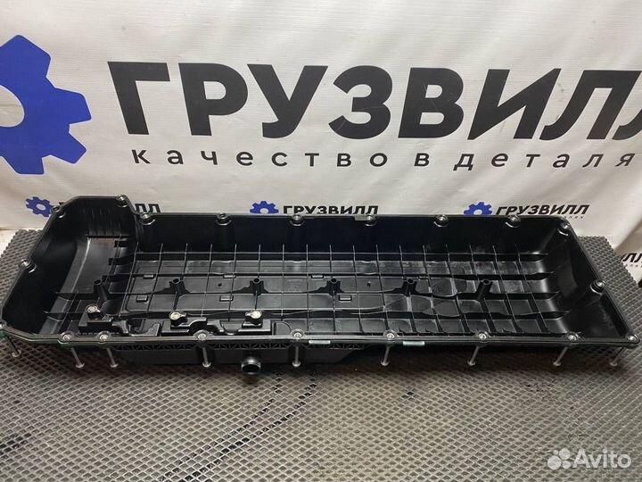 Клапанная крышка Volvo FH4 21627156