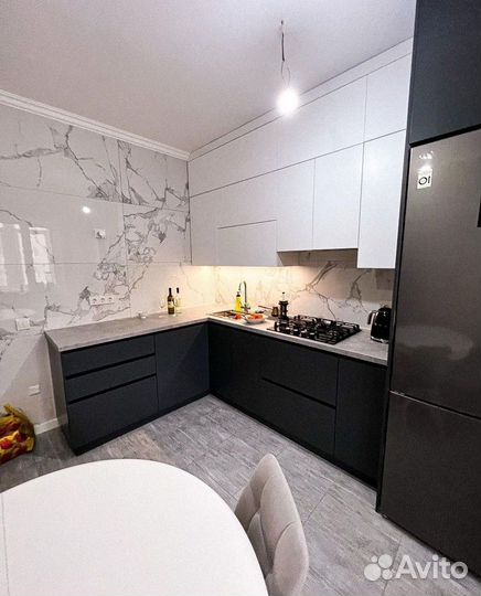 Кухонный гарнитур на заказ. Бecплaтнaя ycтaнoвкa