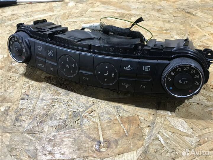 Блок управления климат-контролем Mercedes-Benz