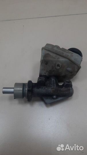 Главный тормозной цилиндр Renault Kangoo