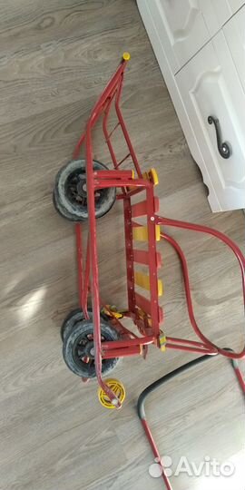 Детские санки с колесами санимобиль Тяни-Толкай