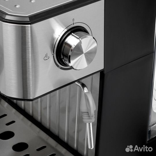 Кофеварка рожковая Reoka rkem-200