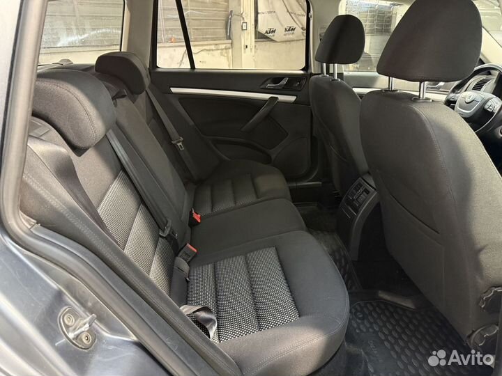 Skoda Octavia 1.8 МТ, 2012, 200 000 км