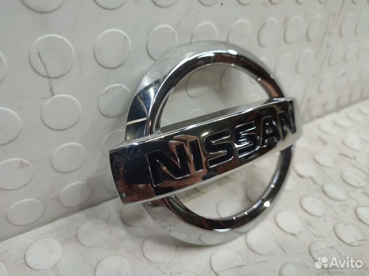 Эмблема задняя Nissan Murano Z52 2016