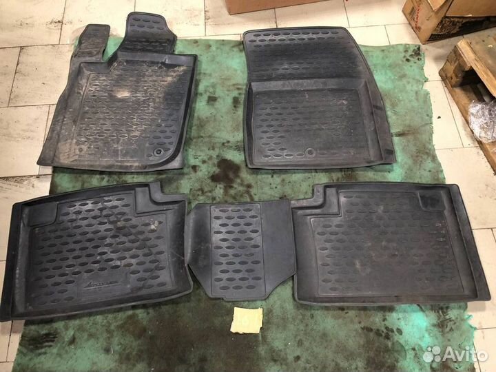 Коврики Jeep Grand Cherokee WK2 2011