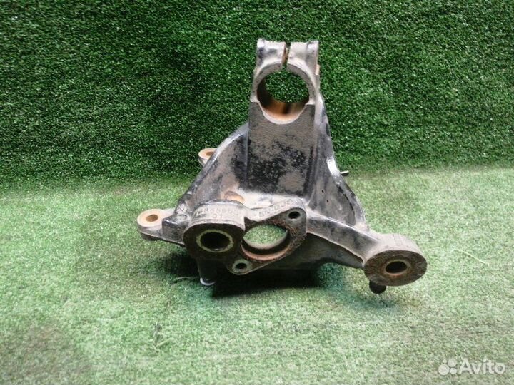 Кулак поворотный передний левый Bmw X3 F25 3.0