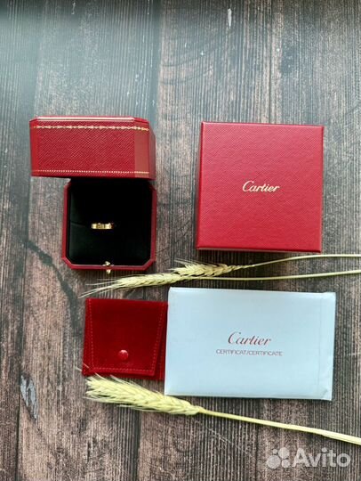 Cartier love кольцо