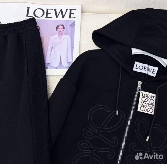 Спортивный костюм женский loewe