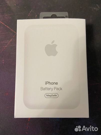 iPhone MagSafe battery pack