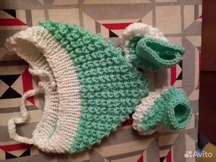 Пинетки и шапочка новые