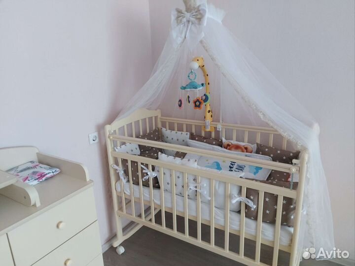 Детская кроватка, коляска