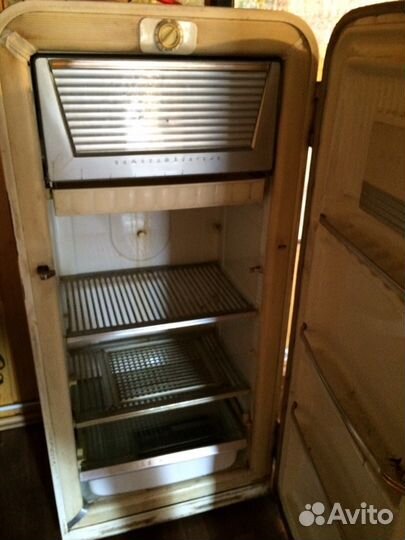 Холодильник ЗИЛ-Москва