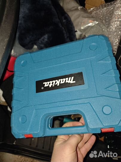 Шуруповерт makita