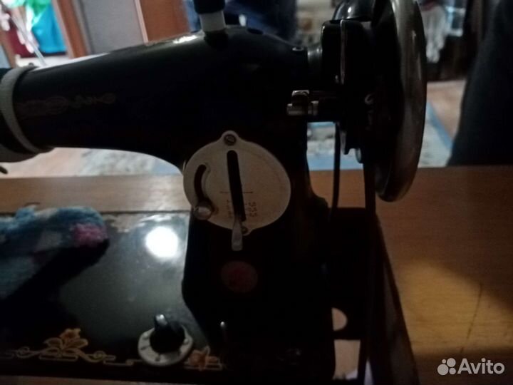 Швейная машинка б/у