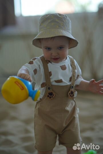 Костюм летний детский новый