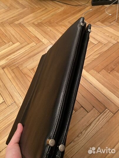 Мужской кожаный портфель