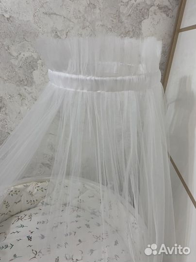 Балдахин и держатель для балдахина