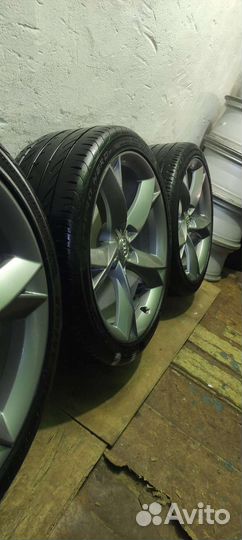 Бомбические литые диски VAG R19 5х112. Ет32