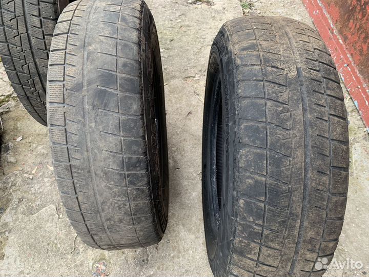 Bridgestone Blizzak Revo1 185/70 R14