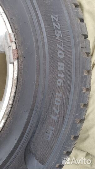 Marshal WinterCraft SUV Ice WS31 225/70 R16