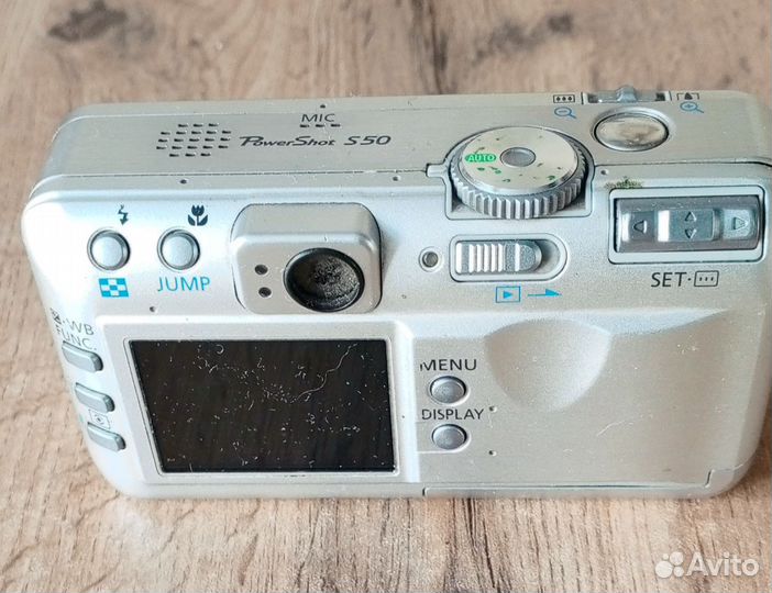 Цифровой фотоаппарат canon PC 1048