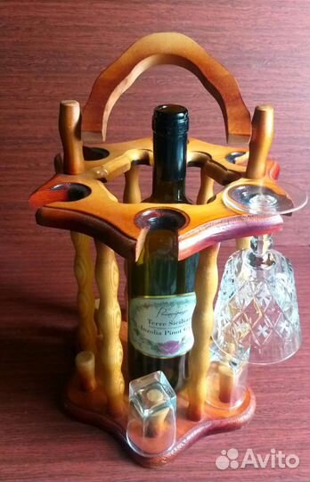 Подставка для бутылки вина, рюмок и бокалов