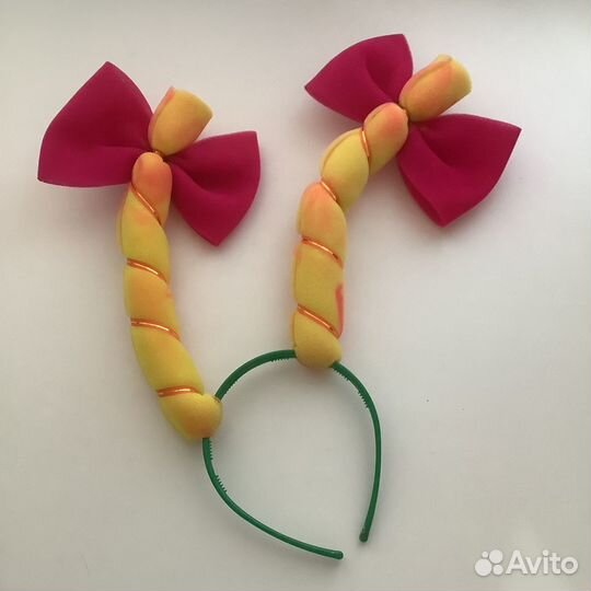 Ободок с косичками