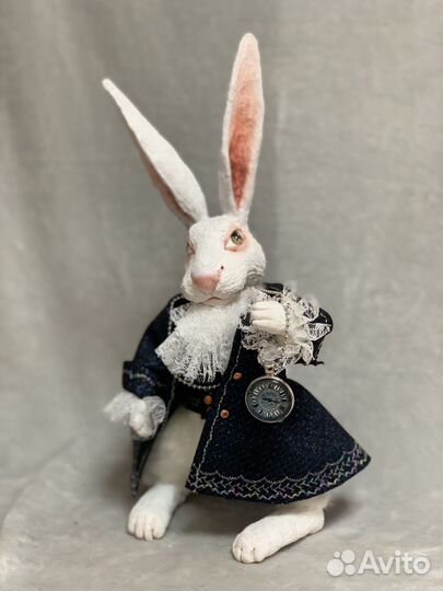 Белый кролик