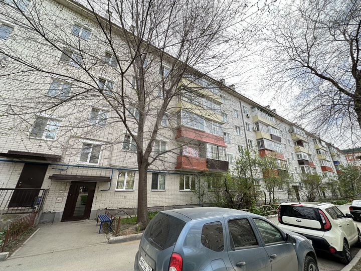 3-к. квартира, 50 м², 2/5 эт.