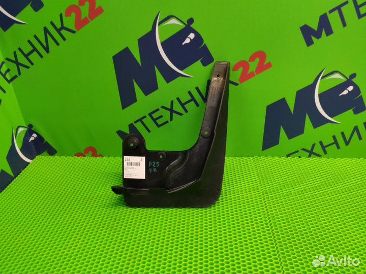 Брызговик передний правый Bmw X3 F25 N47D20C 2012