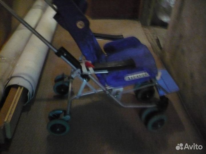 Прогулочная коляска ромашка