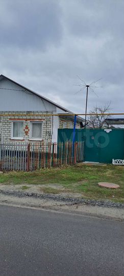 Дом 32,9 м² на участке 4 сот.