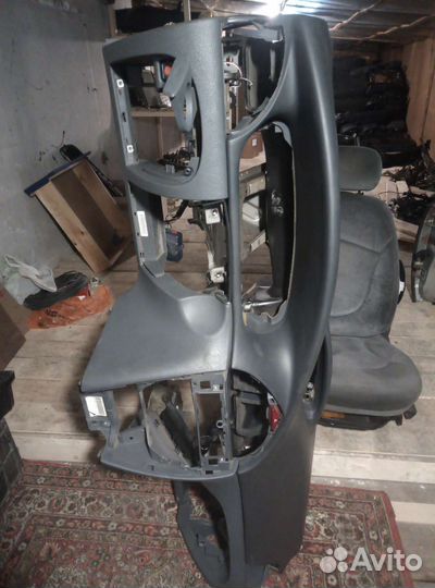 Передняя панель citroen c5