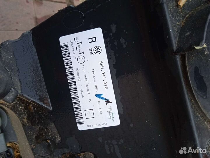 Правая фара Фольксваген Поло