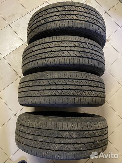 Kumho Crugen Premium KL33 235/65 R17 104H