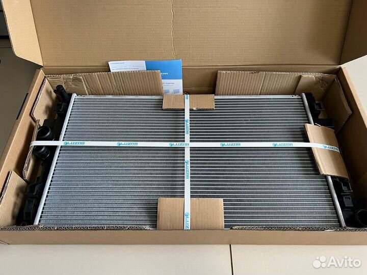 Радиатор охлаждения MB Vito/Viano