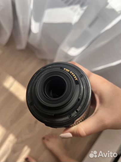 Объектив Canon EF-S 55-250mm f/4-5.6 IS II