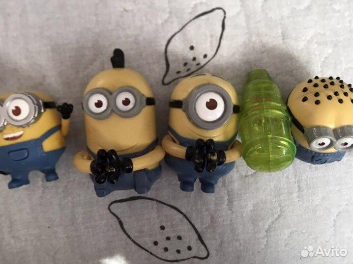 Миньоны из макдональдса