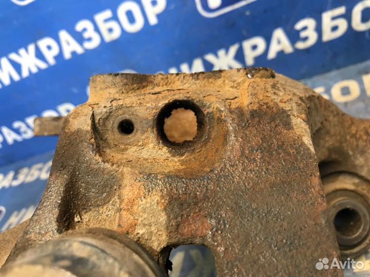 Кулак поворотный задний левый Kia Magentis MG 2.0