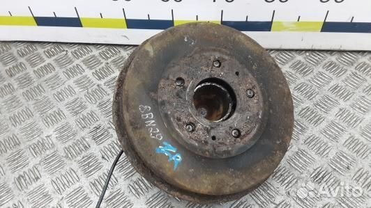 Ступица задняя правая ford focus 3 (8BN29NY01)