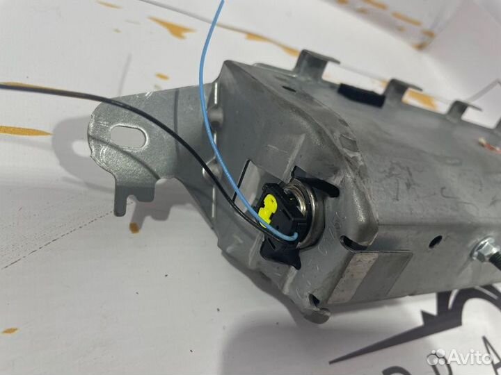 Подушка безопасности в колени Lexus Rx450H 3.5 Л