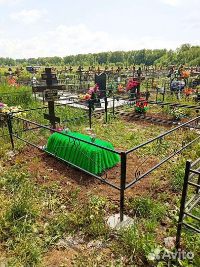 Благоустройство могил, укладка плитки