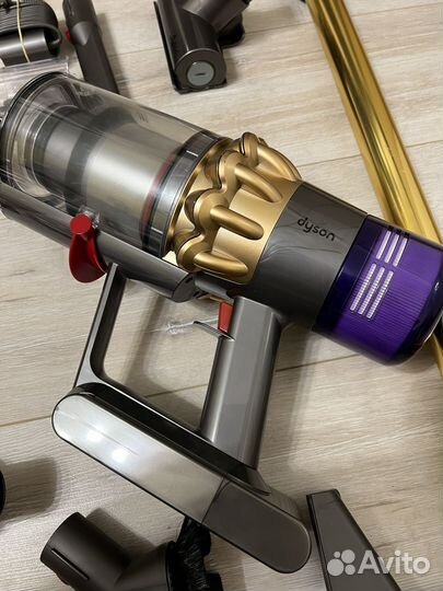 Dyson V11 AbsolutePro Gold пылесос