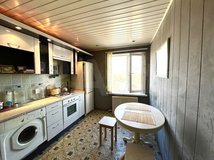 2-к. квартира, 52,9 м², 4/4 эт.