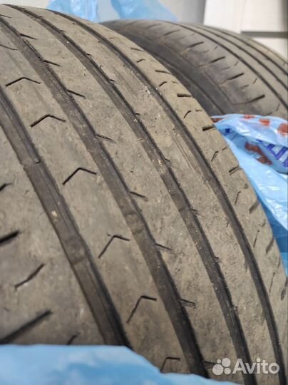 Continental ContiPremiumContact 5 215/55 R17 94W