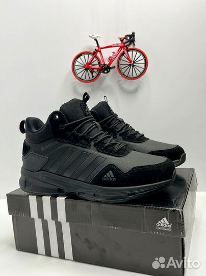 Кроссовки Adidas с мехом