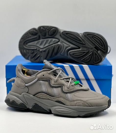 Кроссовки Adidas Ozweego