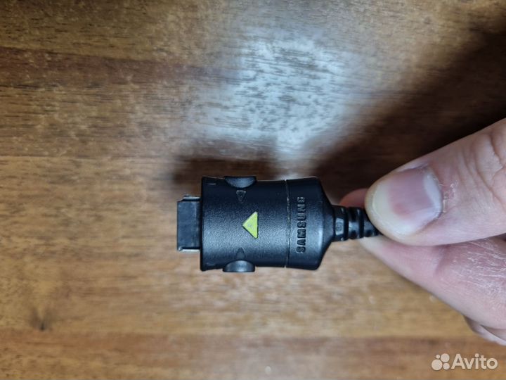 Зарядное устройство samsung tad137ebe