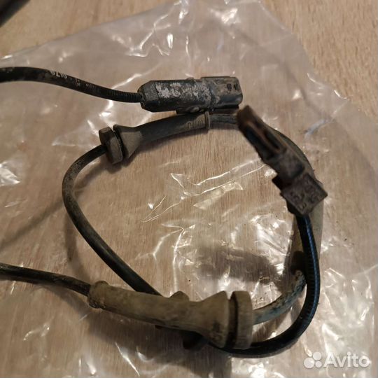 Датчик абс на рено лагуна 3 поколения
