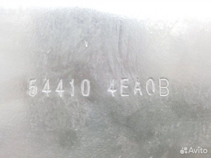 Балка под радиатор передняя правая Nissan Qashqai